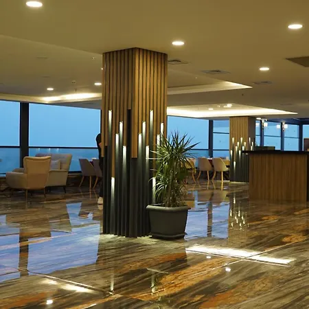 מלון Maril Beach&spa 5*