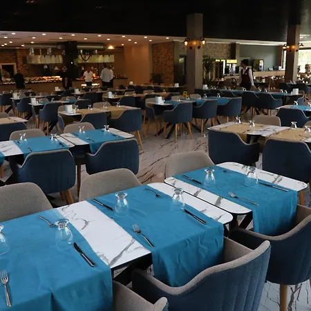 מלון Maril Beach&spa 5*