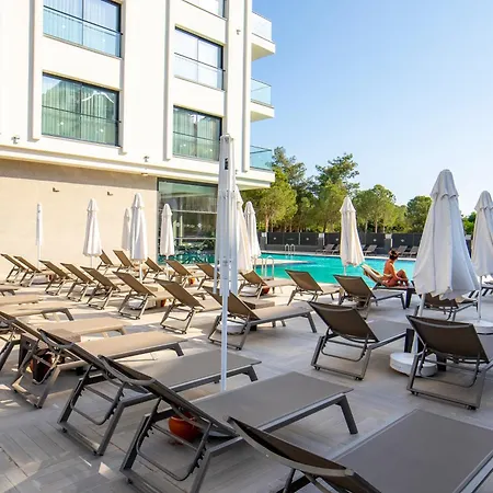 Maril Beach&spa Отель